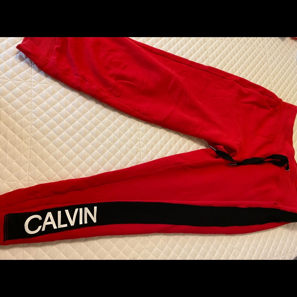 CALVIN KLIEN SWEATS